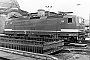 LEW 19564 - DR "243 322-5"
26.03.1988 - Dresden, Hauptbahnhof
Wolfram Wätzold